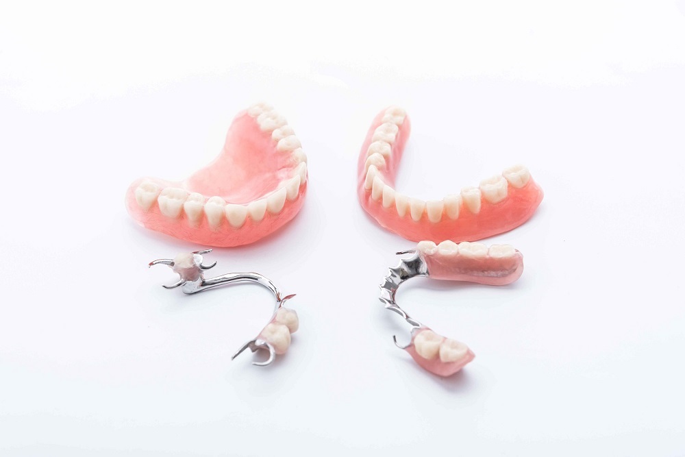 options for replacing missing teeth