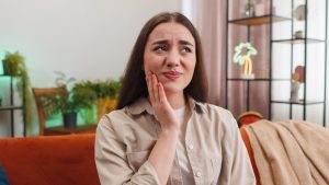 what causes sensitive teeth and how to treat them